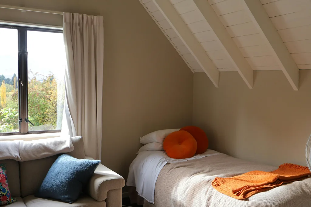Serviced accommodation and property hosting setup — lifestyle context
